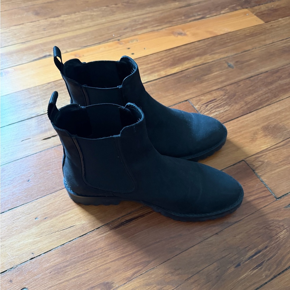 Thursday Legend Chelsea Boots for Women, Size 9.5 wide, Black - Picture 4 of 7